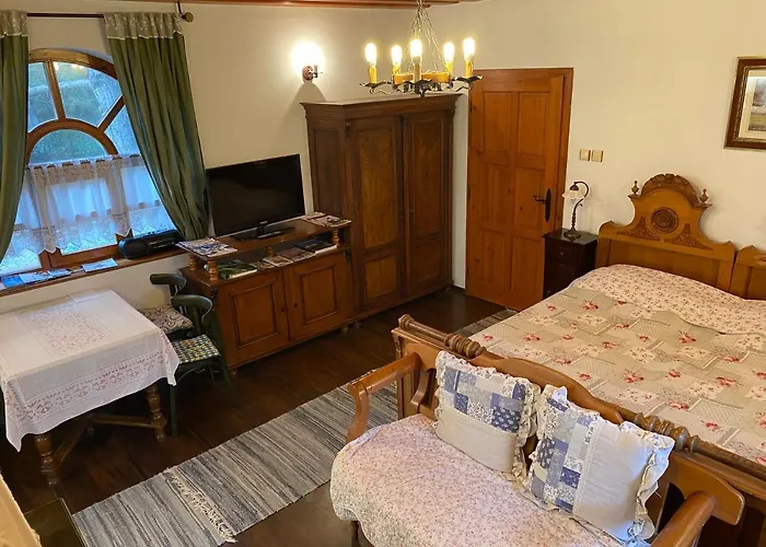 Guest house Oereghaz 1839