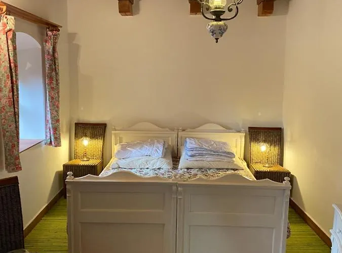 Oereghaz 1839 Guest house 3*